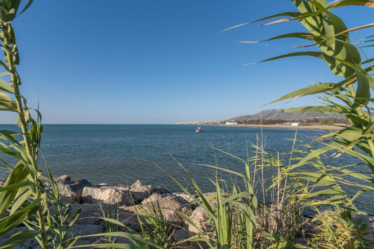 Suite Homes Hesperides Garden Beach Malaga Exterior photo