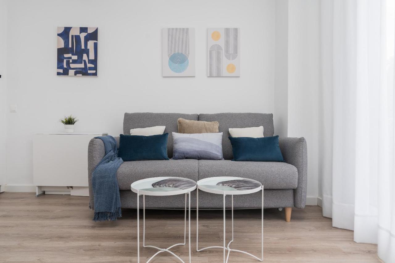 Suite Homes Hesperides Garden Beach Malaga Exterior photo
